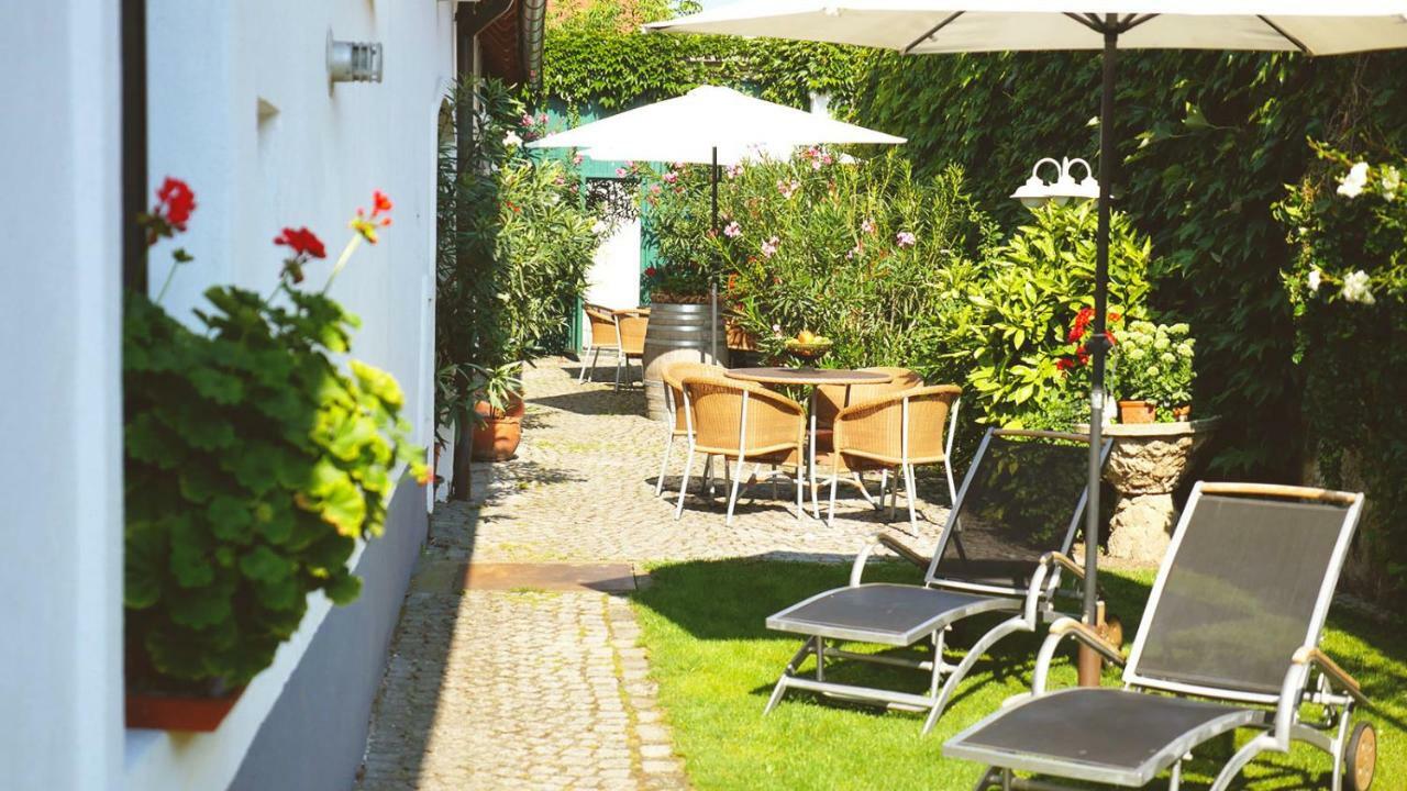 Gaestehaus Doris Purbach am Neusiedlersee Exteriör bild